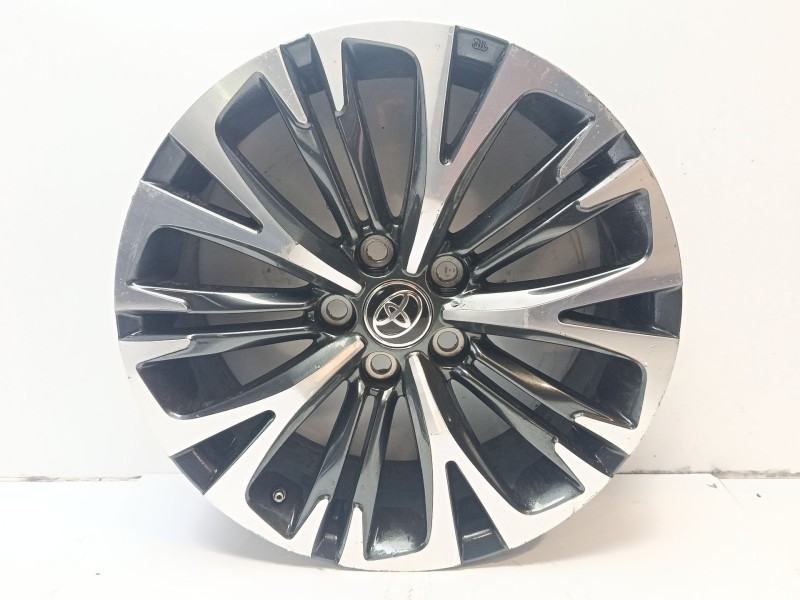 Recambio de llanta para toyota yaris (_p1_) 1.0 (scp10_) referencia OEM IAM 426110DK90  