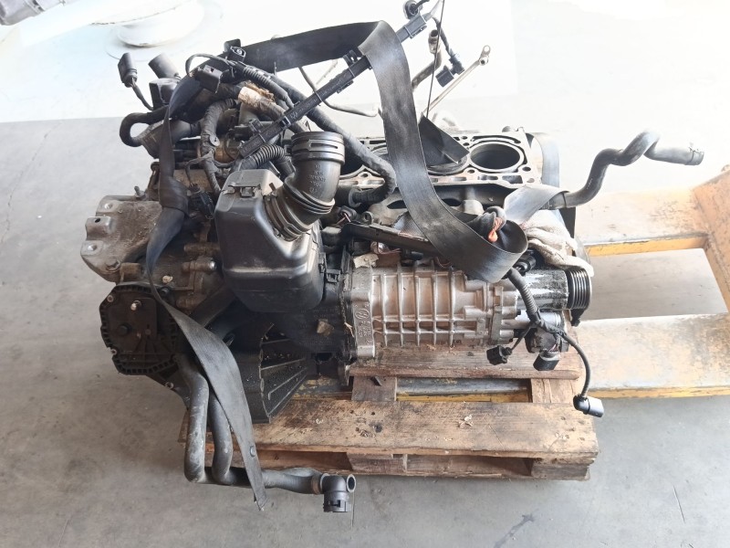 Recambio de motor completo para volkswagen golf iii berlina (1h1) referencia OEM IAM 028100090 AAZ 03C021