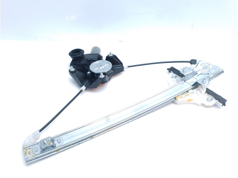Recambio de elevalunas delantero derecho para toyota yaris 1.5 16v cat referencia OEM IAM 857100D540  