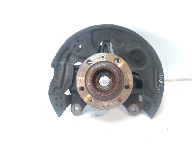 Recambio de mangueta delantera izquierda para toyota proace verso 1.6 d-4d cat referencia OEM IAM SU001B2346  