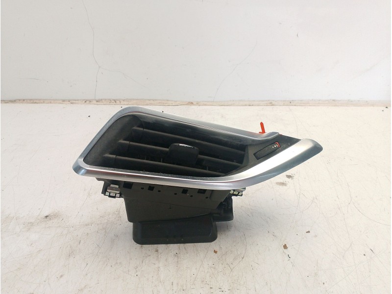 Recambio de aireador central derecho para peugeot 2008 i (cu_) 1.5 bluehdi 100 referencia OEM IAM 1089170X  