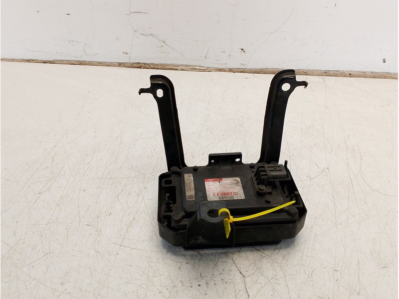 Recambio de modulo electronico para lexus gs (_s19_) 450h (grs191_, gws191_) referencia OEM IAM 8821030080  