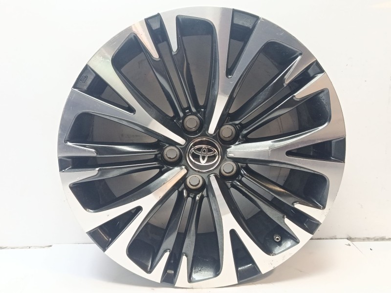 Recambio de llanta para toyota yaris (_p1_) 1.0 (scp10_) referencia OEM IAM 426110DK90  