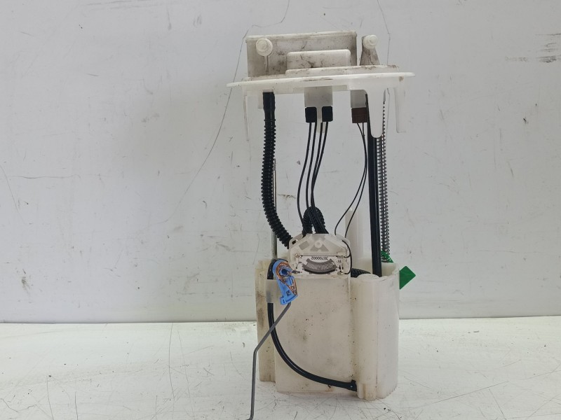 Recambio de aforador para toyota proace verso referencia OEM IAM SU001A9440  