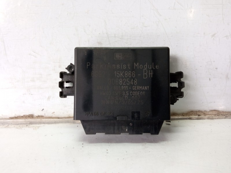 Recambio de modulo electronico para volvo v70 familiar 2.4 diesel cat referencia OEM IAM 30682548 6G9215K866BH 