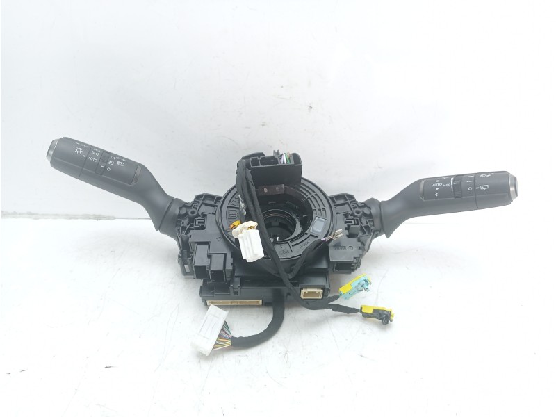 Recambio de mando volante para lexus ux (za10) referencia OEM IAM 8430811020  