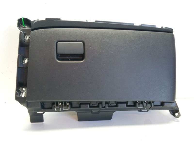 Recambio de guantera para toyota yaris (_p21_, _pa1_, _ph1_) 1.5 hybrid (mxph10) referencia OEM IAM 555500D430C0  