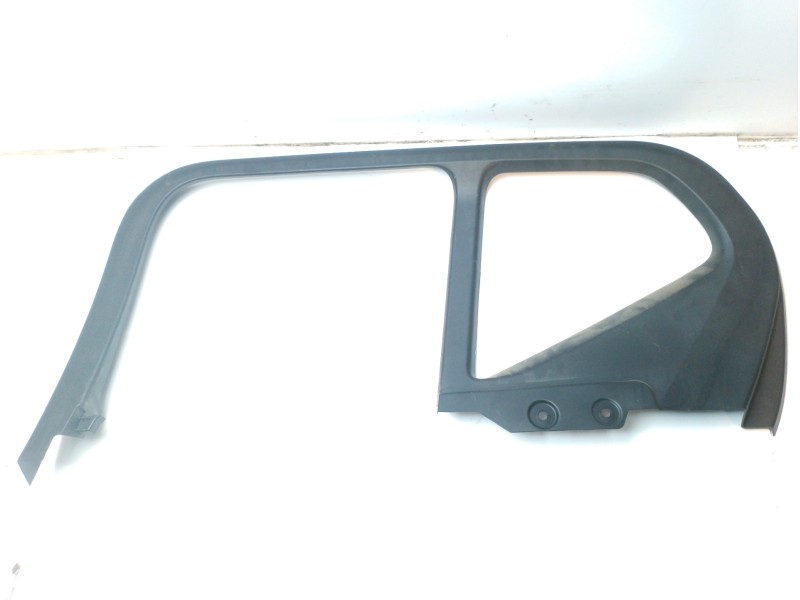Recambio de moldura para volvo xc 40 business plus awd referencia OEM IAM 31455064  