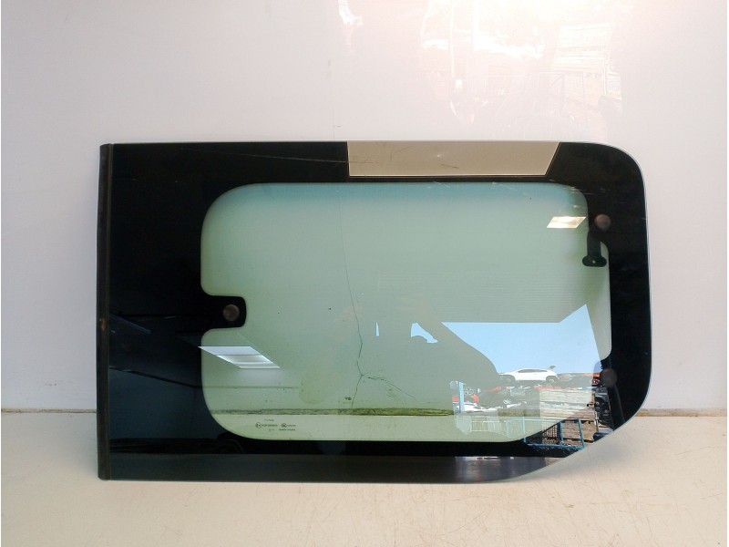 Recambio de luna trasera derecha para toyota proace verso referencia OEM IAM SU001A9709  