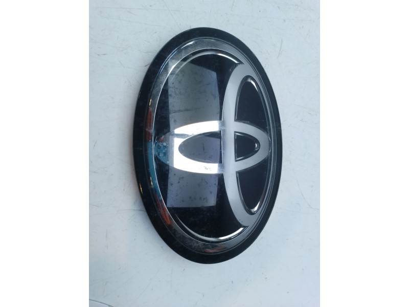 Recambio de molduras delanteras para toyota c-hr (_x1_) 2.0 hybrid (maxh10) referencia OEM IAM 9097502160  