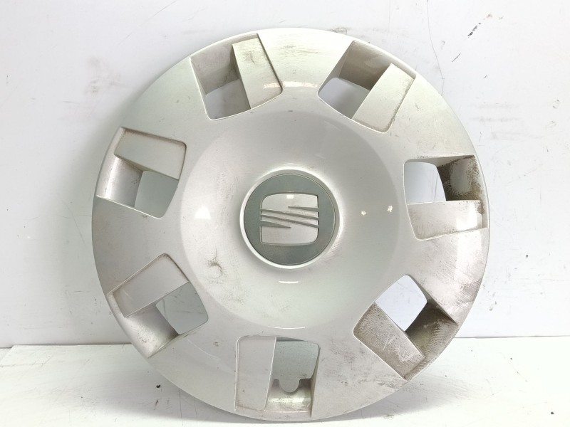 Recambio de tapacubos para seat ibiza (6l1) 1.2 12v referencia OEM IAM 6L0601147  
