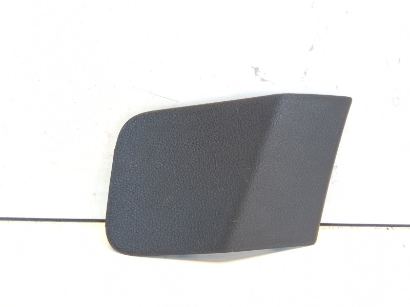 Recambio de moldura para volkswagen golf vii lim. gte referencia OEM IAM 5G6867657 5G686765782V 