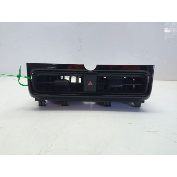 REJILLA AIREADORA 556700D660 