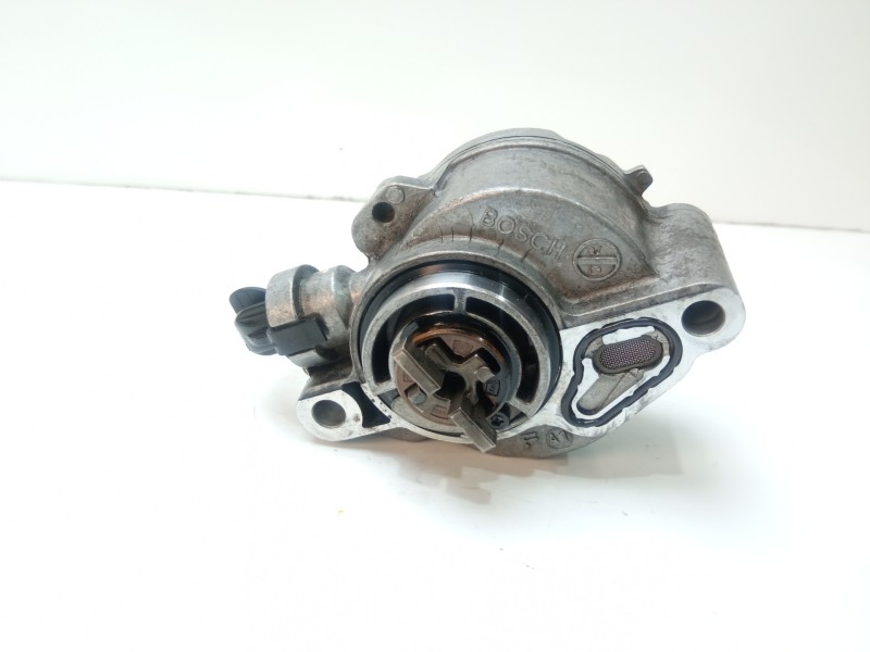 Recambio de depresor freno / bomba vacio para peugeot 407 sw sport referencia OEM IAM D1562C2  