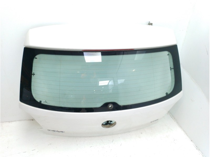 Recambio de porton trasero para volkswagen polo (6r1) advance referencia OEM IAM 6R6827025C  