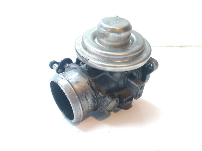 Recambio de caja mariposa para volkswagen golf iv berlina (1j1) 1.9 tdi referencia OEM IAM 038131501E  