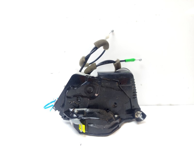 Recambio de cerradura puerta delantera izquierda para toyota yaris referencia OEM IAM 69040K0040  