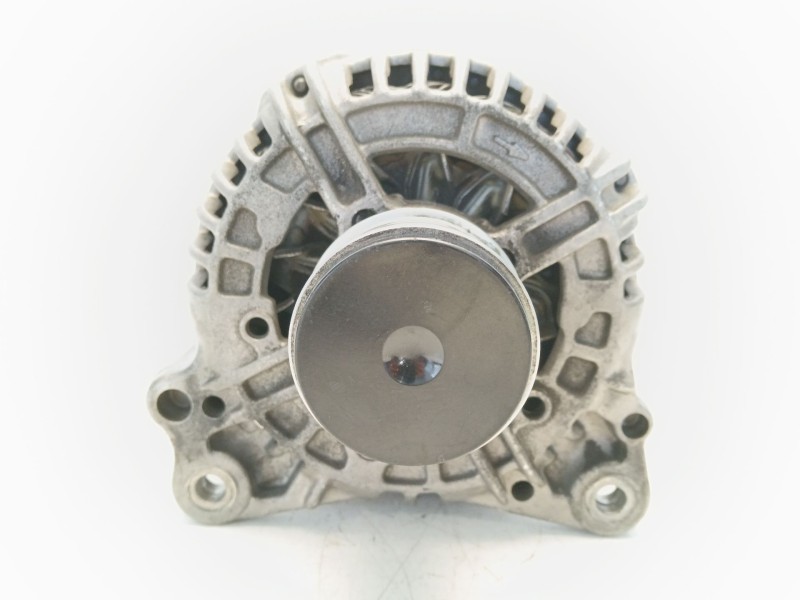 Recambio de alternador para audi a3 (8l) 1.9 tdi referencia OEM IAM 028903018X 0986041860 0986XA1299