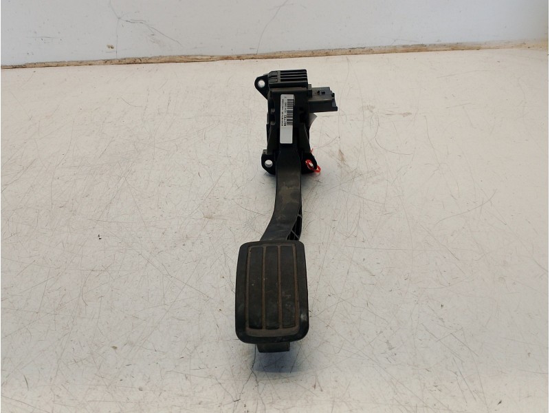 Recambio de pedal acelerador para toyota proace verso referencia OEM IAM SU001B4857 9854066180 
