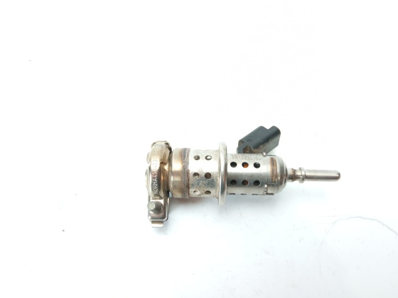 Recambio de inyector para toyota proace verso compact family referencia OEM IAM 9813930180  