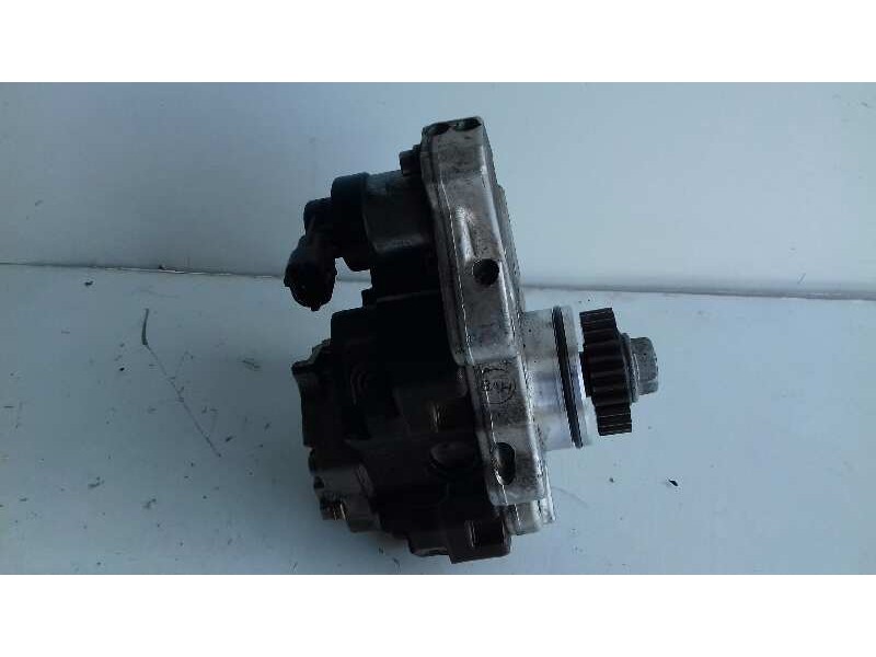 Recambio de bomba inyeccion para renault trafic caja cerrada (ab 4.01) 1.9 diesel referencia OEM IAM 0445010099  
