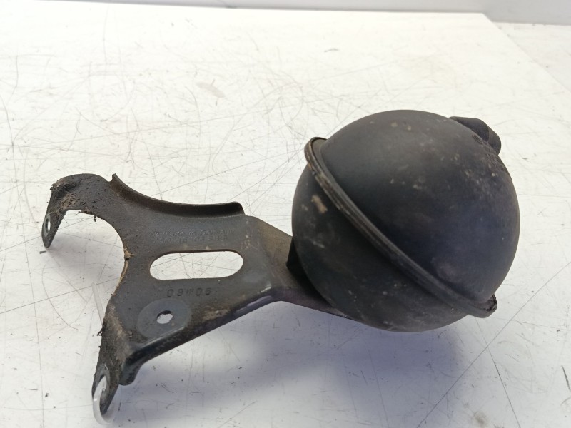 Recambio de acumulador central amortiguacion para audi q7 (4l) 3.0 v6 24v tdi referencia OEM IAM 38129807  