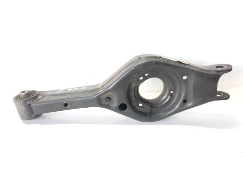 Recambio de brazo suspension inferior trasero izquierdo para hyundai ix35 comfort 2wd referencia OEM IAM 552103U800  
