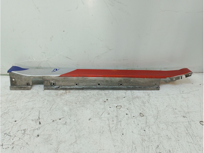 Recambio de faldon lateral para mini mini (r50, r53) one referencia OEM IAM 1505863  