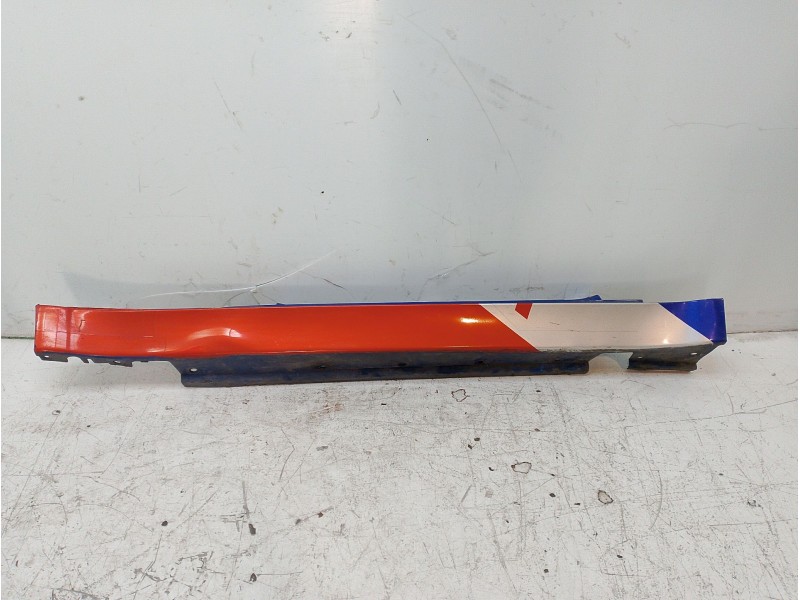 Recambio de faldon lateral para mini mini (r50, r53) one referencia OEM IAM 1505862  