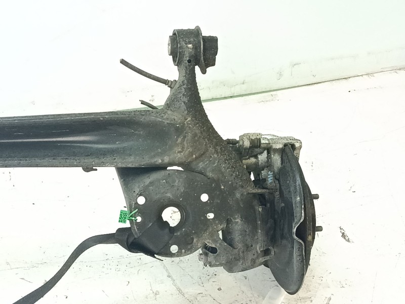 Recambio de puente trasero para toyota yaris cross (mxp_) 1.5 (mxpb10) referencia OEM IAM 421100D460  
