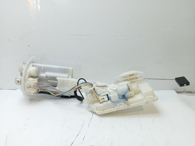 Recambio de aforador para toyota yaris referencia OEM IAM 77020K0080  