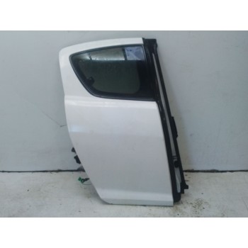 PUERTA TRASERA DERECHA F1Y17202XA 