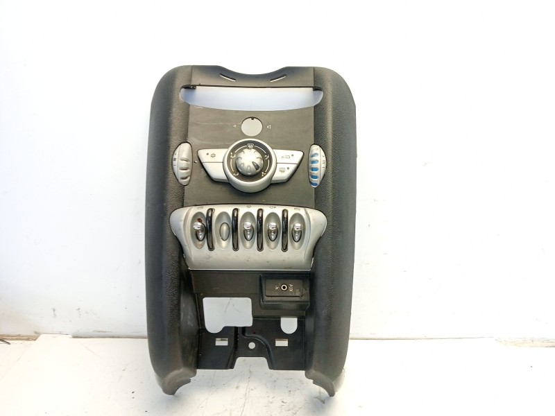 Recambio de molduras delanteras para mini mini (r56) one referencia OEM IAM 51169151327  