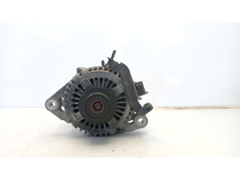 Recambio de alternador para kia carnival 2.9 crdi vgt active referencia OEM IAM 373004X900  