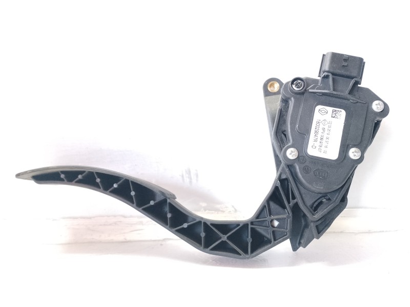 Recambio de pedal acelerador para renault clio iv 0.9 referencia OEM IAM 180029347R 6PV00997807 
