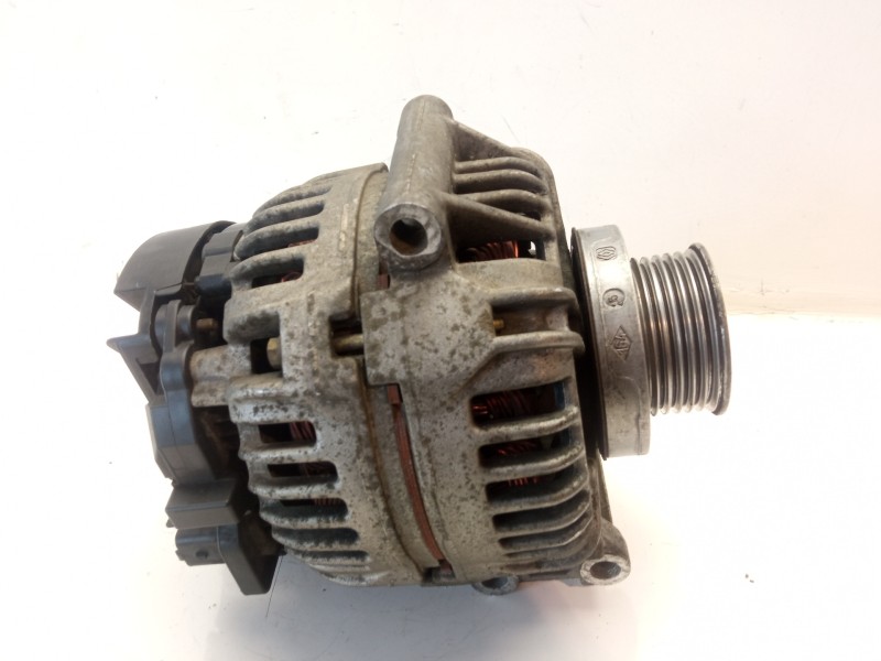 Recambio de alternador para dacia logan 1.4 cat referencia OEM IAM 0124415038 0124415038 0124415038