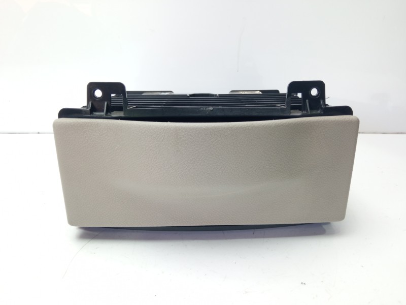 Recambio de moldura para chrysler grand voyager referencia OEM IAM 1PE37BD1AB L0079636 
