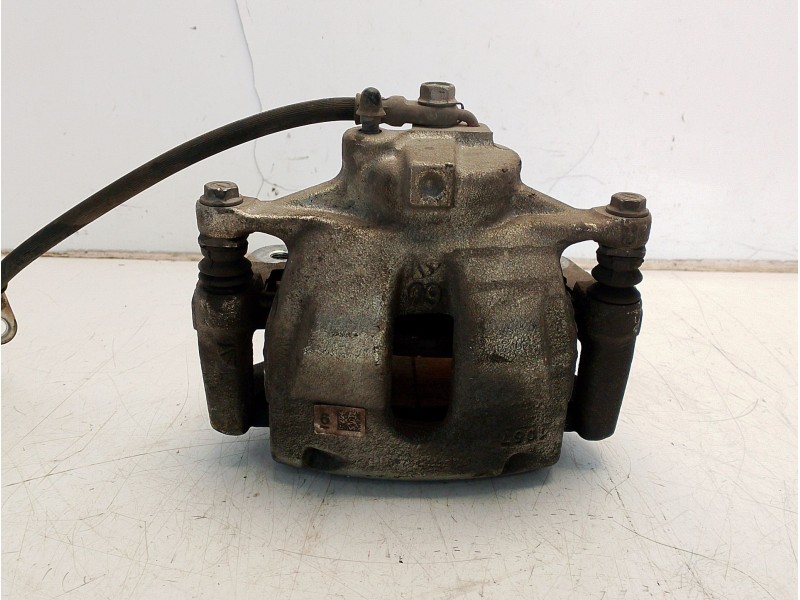 Recambio de pinza freno delantera derecha para toyota c-hr referencia OEM IAM 47730F4010  