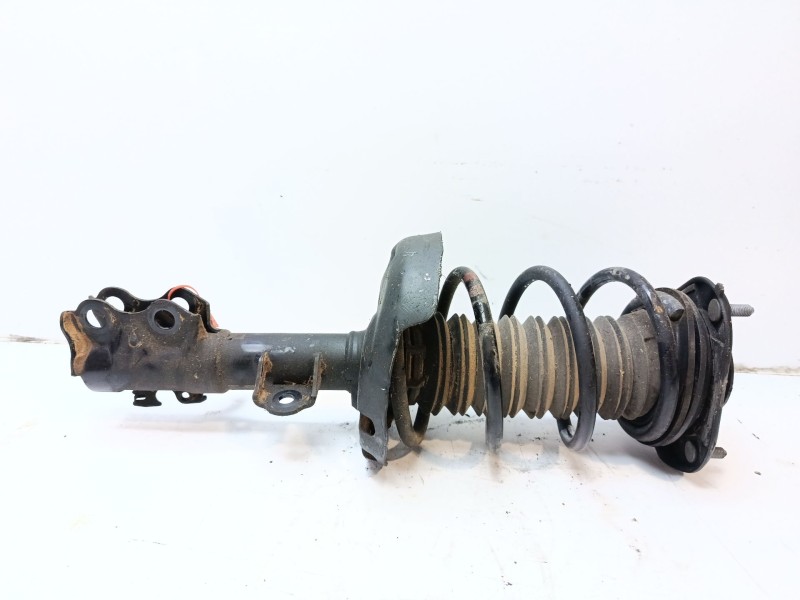 Recambio de amortiguador delantero derecho para toyota yaris referencia OEM IAM 48510K0090  