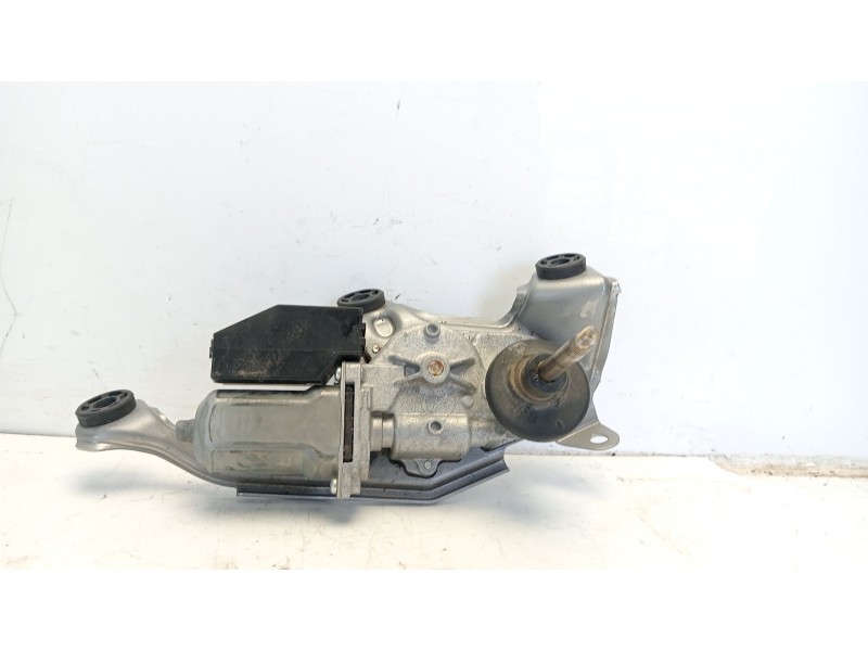 Recambio de motor limpia trasero para toyota yaris active referencia OEM IAM 851300D200  8513052280