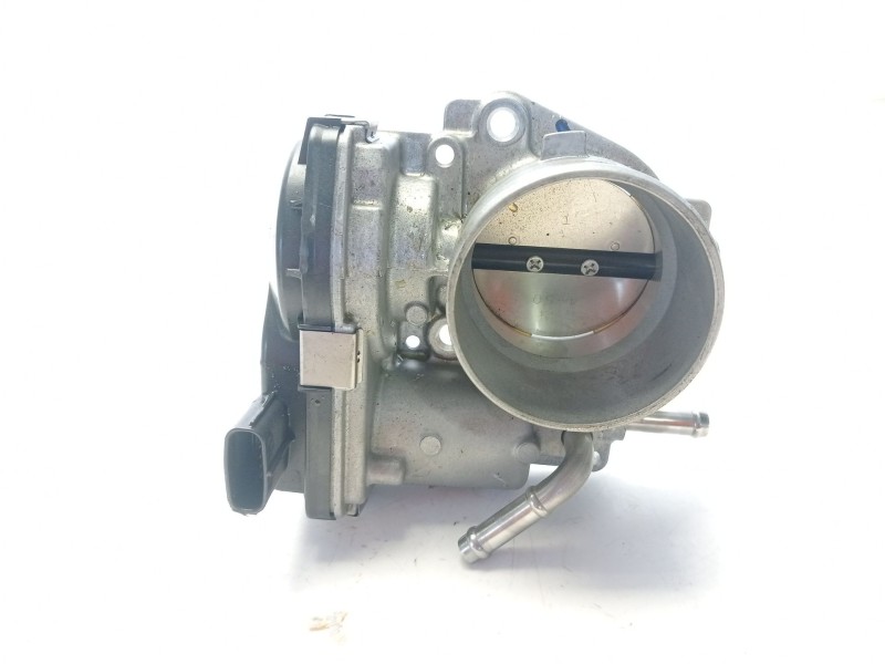 Recambio de caja mariposa para toyota yaris 1.5 16v cat referencia OEM IAM 2203015010  
