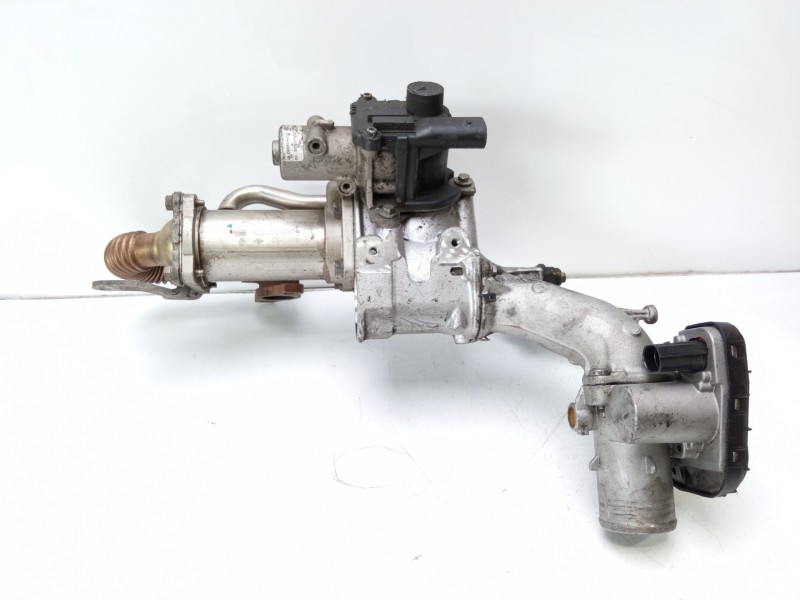 Recambio de enfriador aceite direccion para renault clio iii luxe privilege referencia OEM IAM 8200729079  