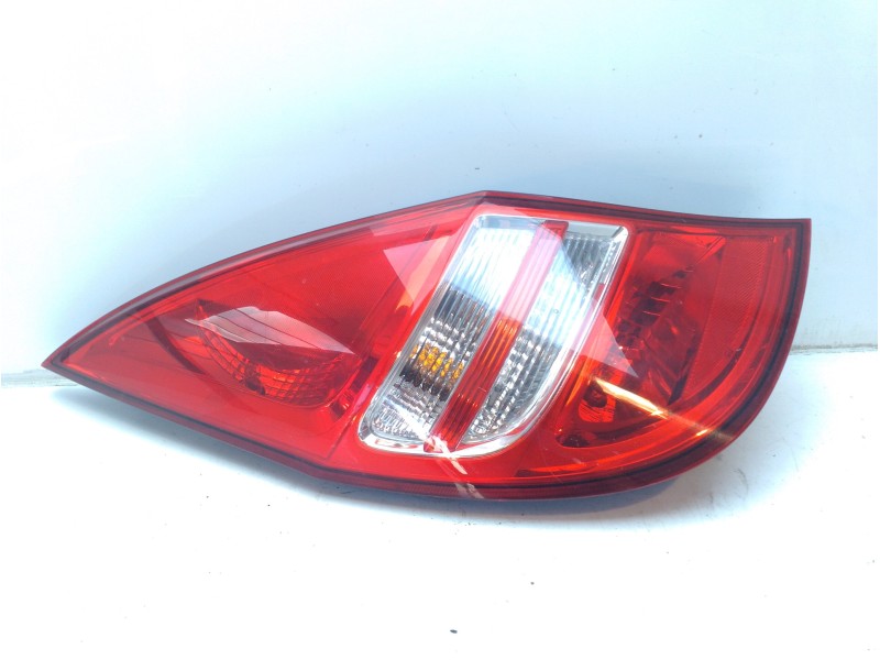 Recambio de piloto trasero izquierdo para hyundai i30cw 1.6 crdi cat referencia OEM IAM 924012R000  
