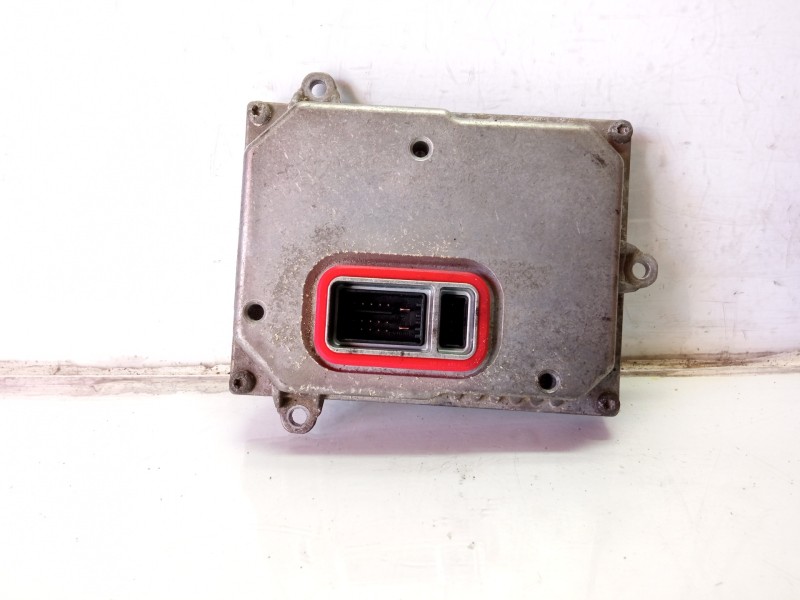 Recambio de centralita faros xenon para audi a4 avant (8e) 2.0 tdi referencia OEM IAM 1307329115  