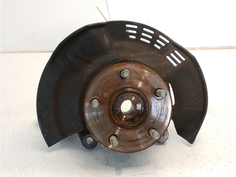 Recambio de mangueta delantera izquierda para toyota c-hr referencia OEM IAM 43212F4010  