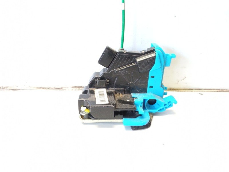 Recambio de cerradura puerta trasera izquierda para hyundai i30 1.4 cat referencia OEM IAM 81410A6000  