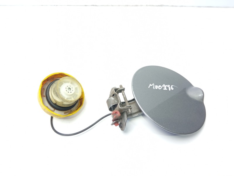 Recambio de tapa exterior combustible para chrysler grand voyager referencia OEM IAM 05116393AB  
