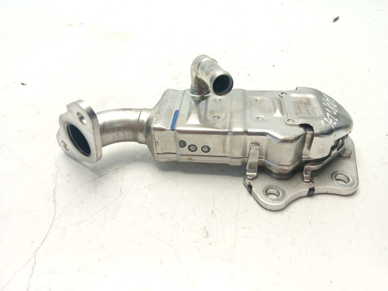 Recambio de enfriador egr para toyota yaris 1.5 16v cat referencia OEM IAM 2568015020  