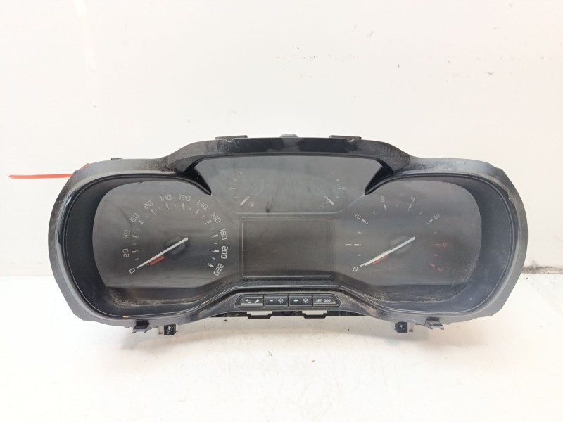 Recambio de cuadro instrumentos para toyota proace verso referencia OEM IAM SU001B4379  