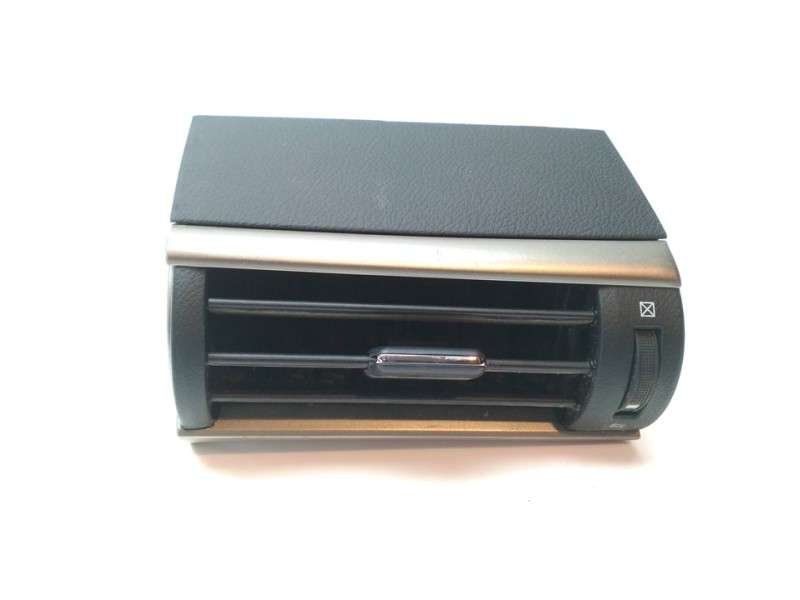 Recambio de rejilla aireadora para lexus rc referencia OEM IAM 5566053130 5566053070 